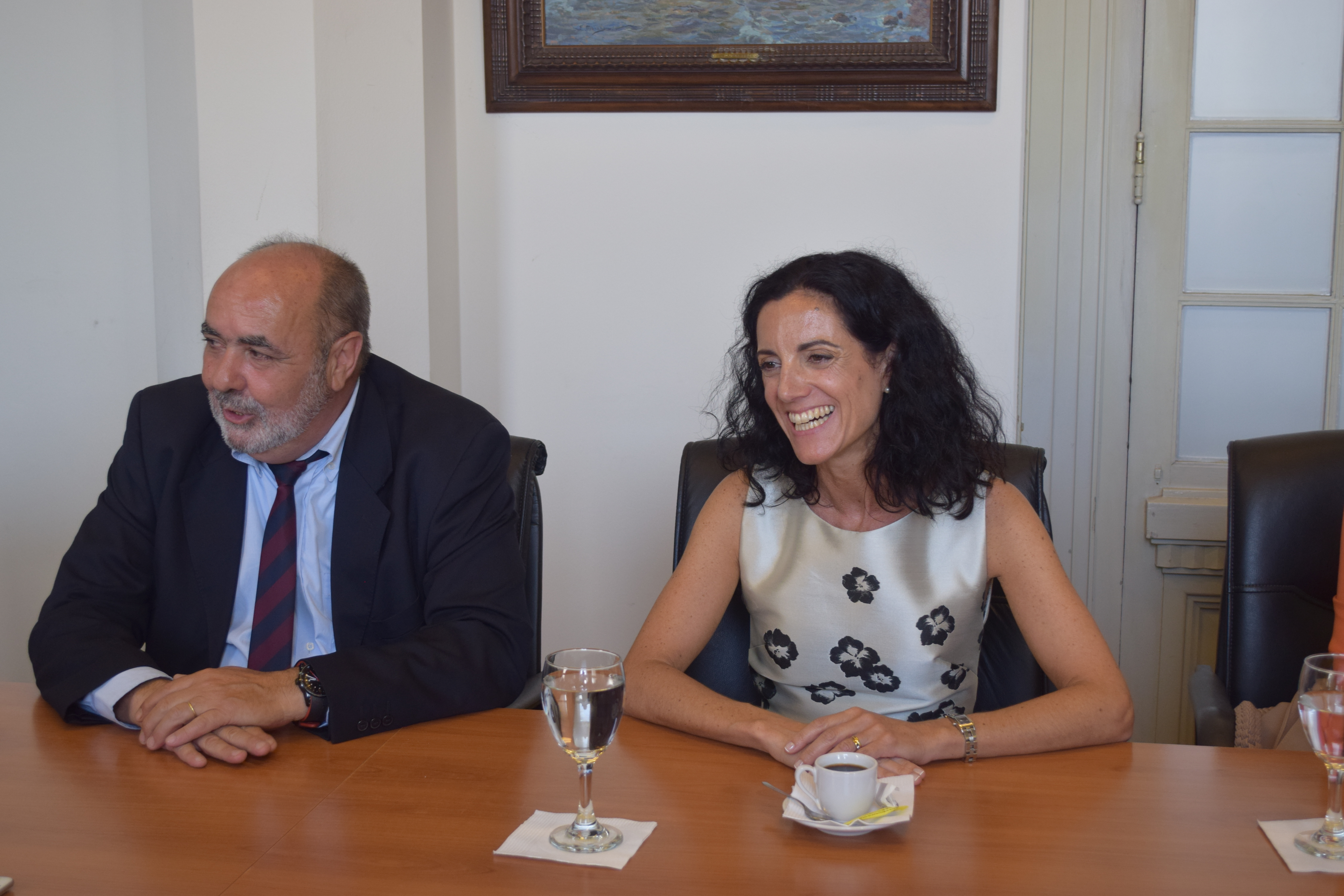 Ministra de Econom&iacute;a realiza visita de trabajo a la DNA