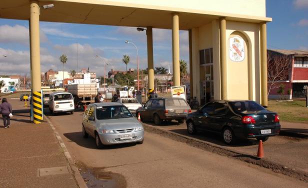La Aduana toma medida en frontera con Brasil para evitar contrabando