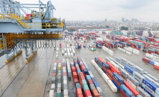 Gobierno y privado buscan ampliar concesi&oacute;n en puerto